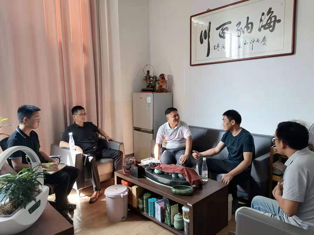 國資運營公司走訪九龍園區(qū)企業(yè)，服務重點項目發(fā)展