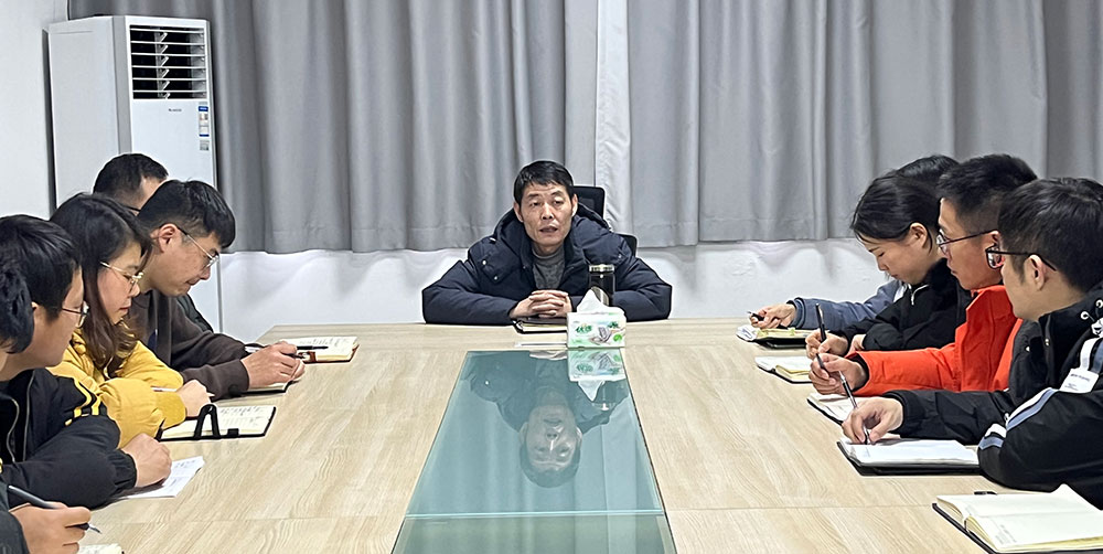聚焦公司發(fā)展，共謀提升路徑 屯溪城建投公司召開2022年度全體員工大會